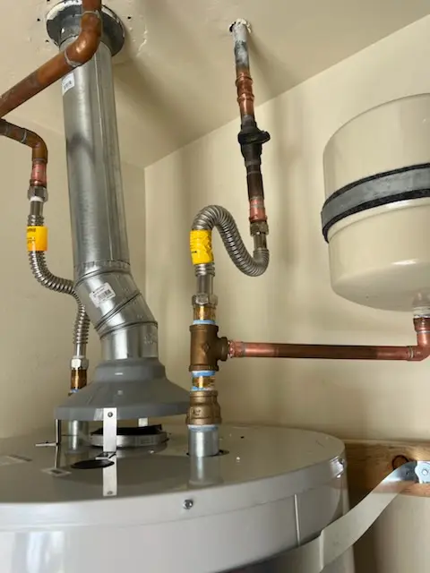 Water heater installation and plumbing repair in Wahiawa